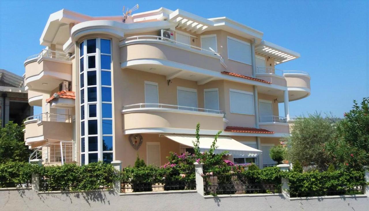 Apartmants Elisa Ulcinj Bagian luar foto
